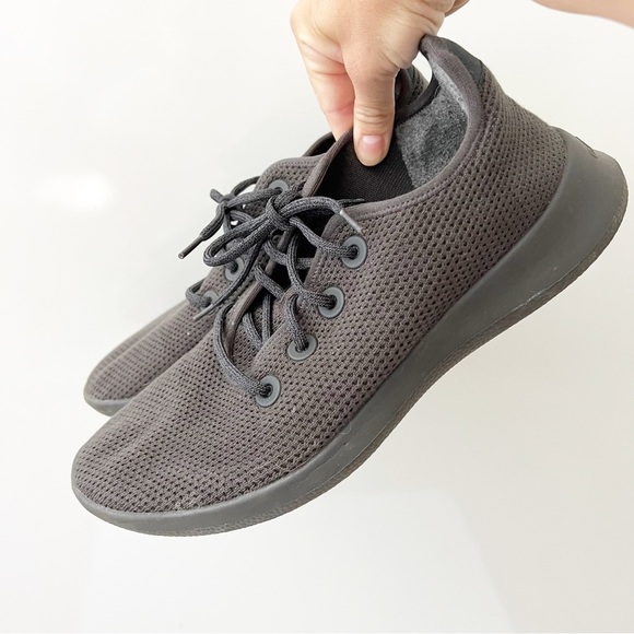 Allbirds Men’s Tree Runner Sneakers Black - Picture 1 of 9